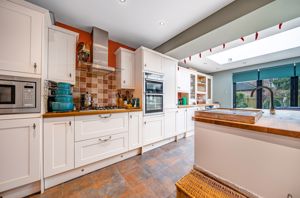 Kitchen Dining angle 2- click for photo gallery